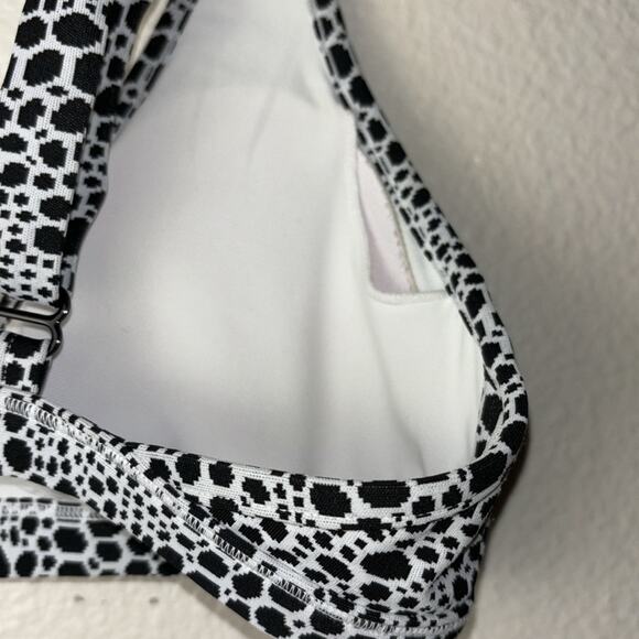 Sweaty Betty Retro Bikini Top Monochrome Croc Jacquard black/white women's XS - Picture 12 of 15